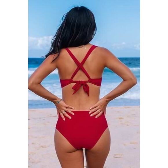 Cupshe Sangria Bliss Red Bikini Set XS Bust Enhancing Scallop Swimwear NEW/NWT!! - Picture 2 of 15